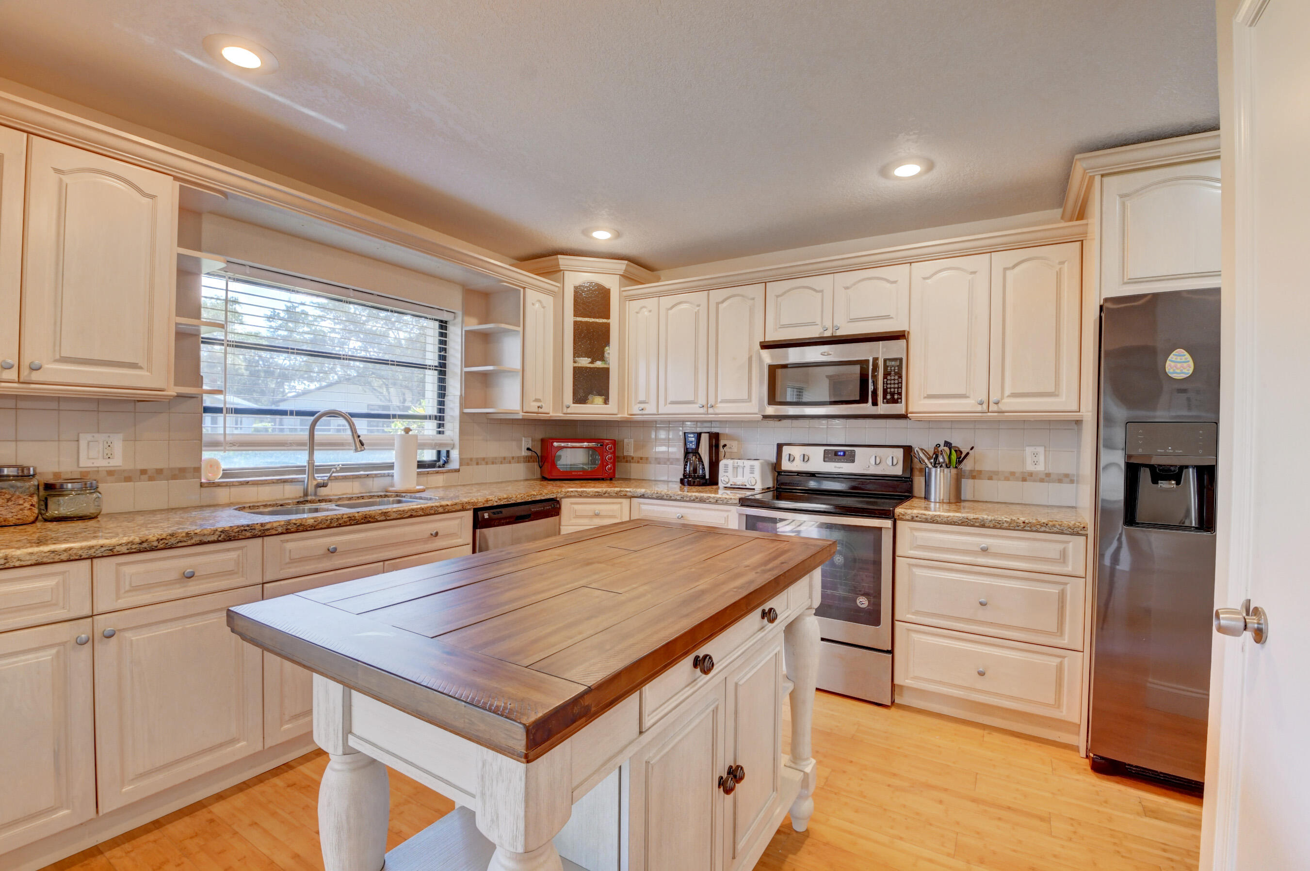 4858 Equestrian Road, Unit A Boynton Beach, FL 33436 - Photo 20 of 42 26_dsc_3618_19_20_21_22