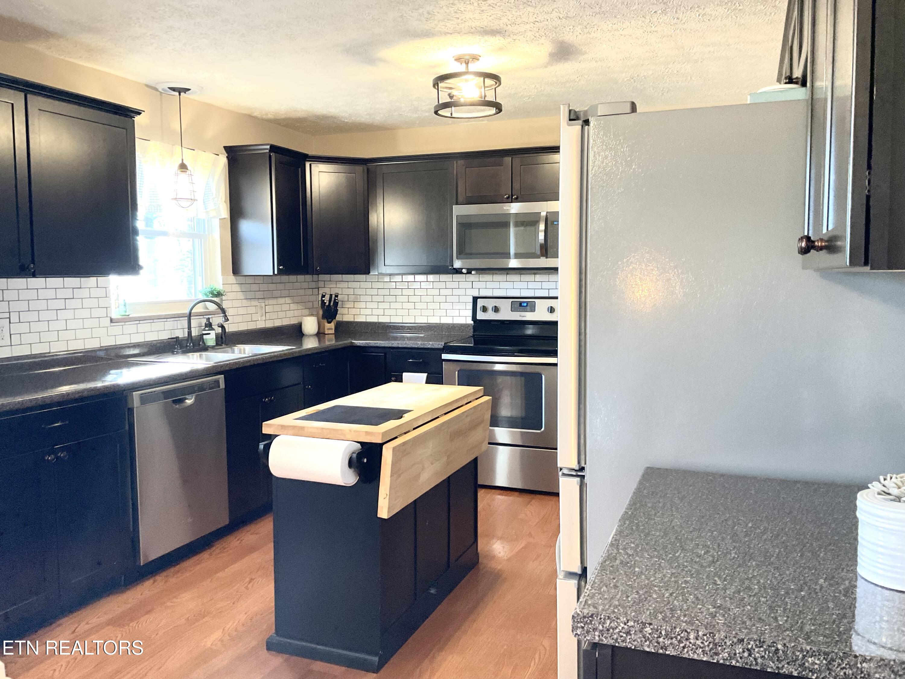 8116 Shelton Road Corryton, TN 37721 - Photo 12 of 28 Kitchen