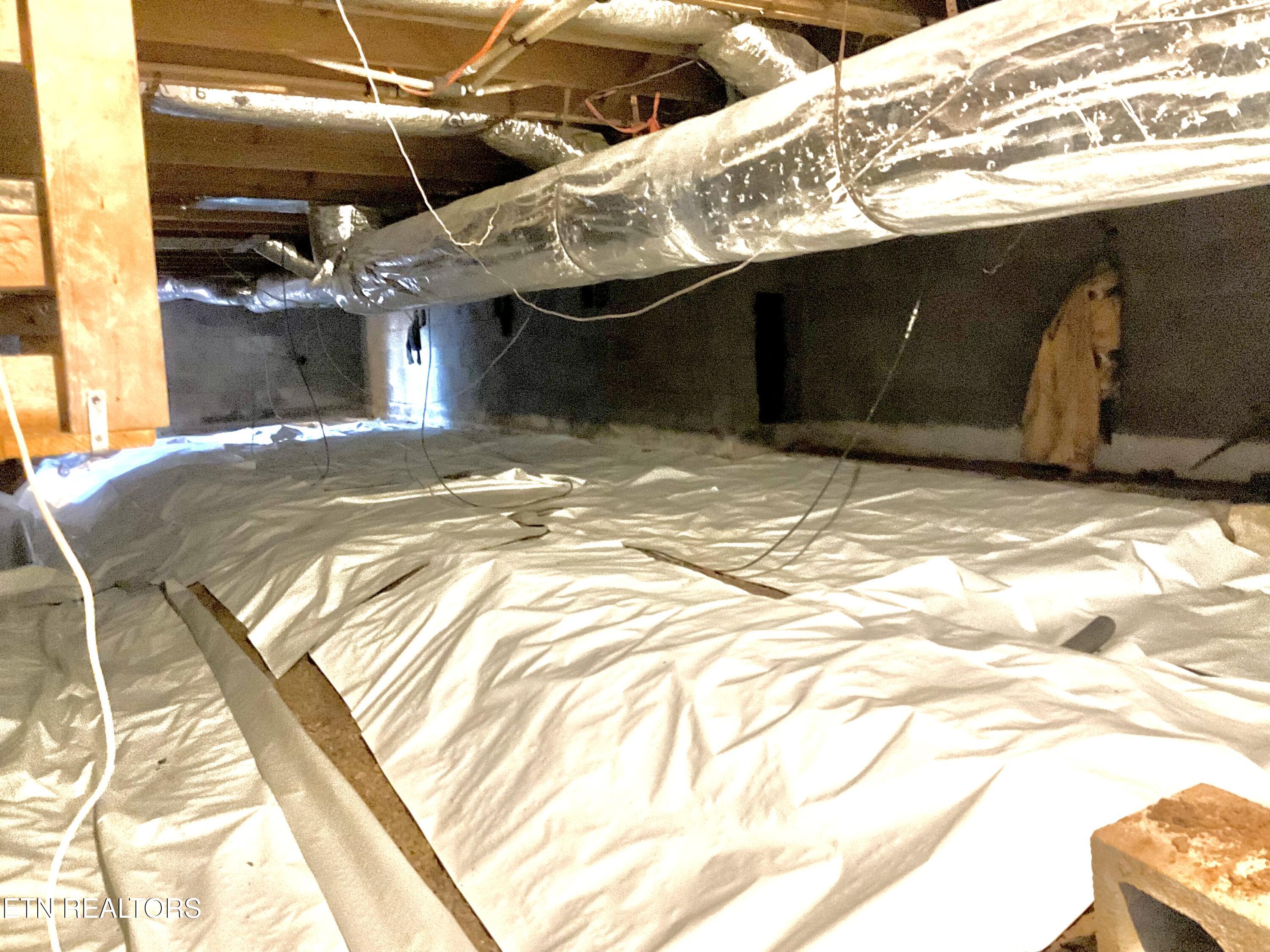 8116 Shelton Road Corryton, TN 37721 - Photo 21 of 28 Sealed crawlspace