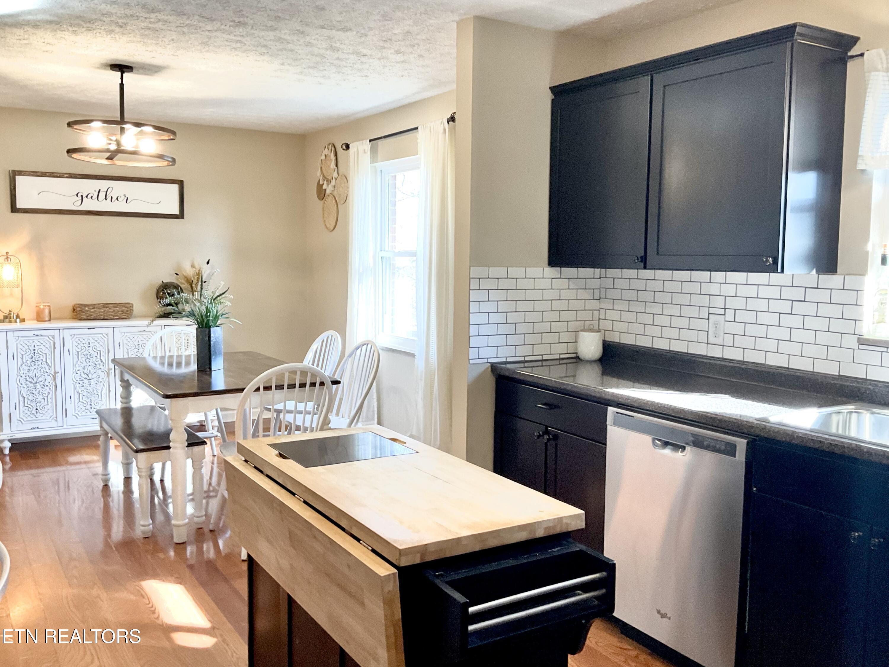8116 Shelton Road Corryton, TN 37721 - Photo 9 of 28 Dining to Kitchen