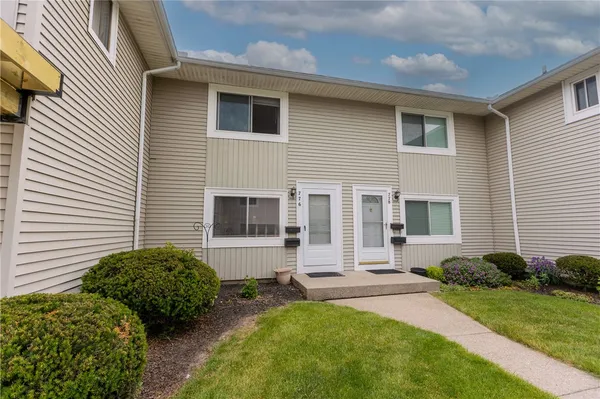 $199,000 | 776 Eastbrooke Lane, Brighton, NY 14618