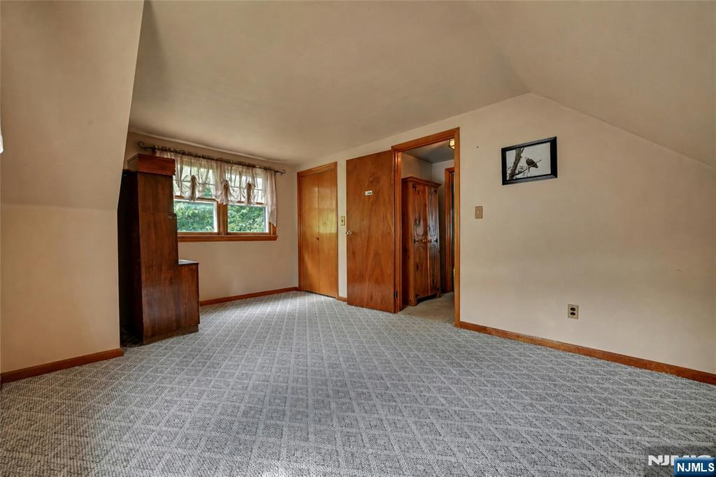 725 Millbrook Road River Edge, NJ 07661 - Photo 14 of 21 Gallery Image 14