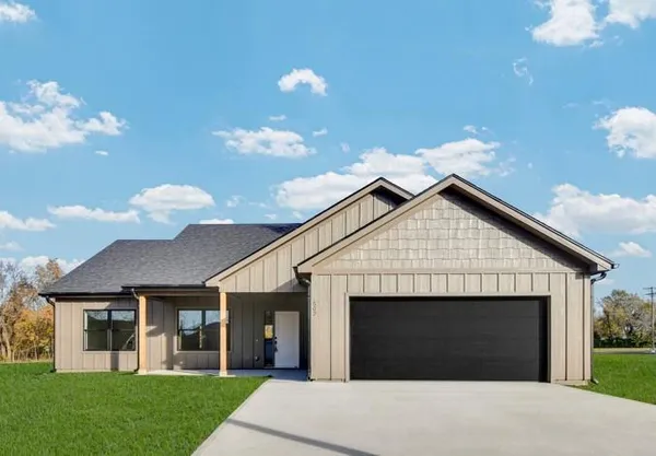 $315,000 | 501 East Street, East Lynne, MO 64743