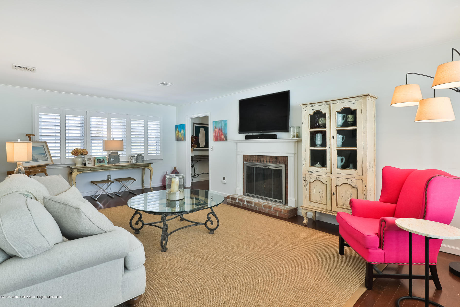 25 Mallard Road Middletown, NJ 07748 - Photo 8 of 26 Living Room