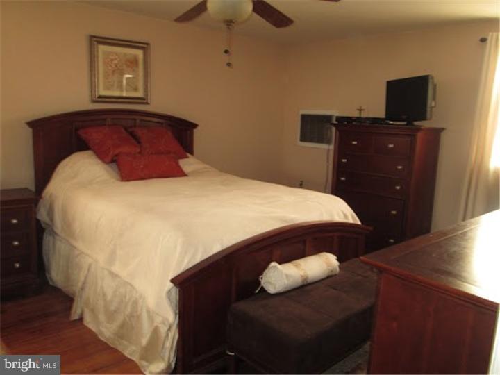 7317 Hiola Road Philadelphia, PA 19128 - Photo 9 of 16 Gallery Image 9