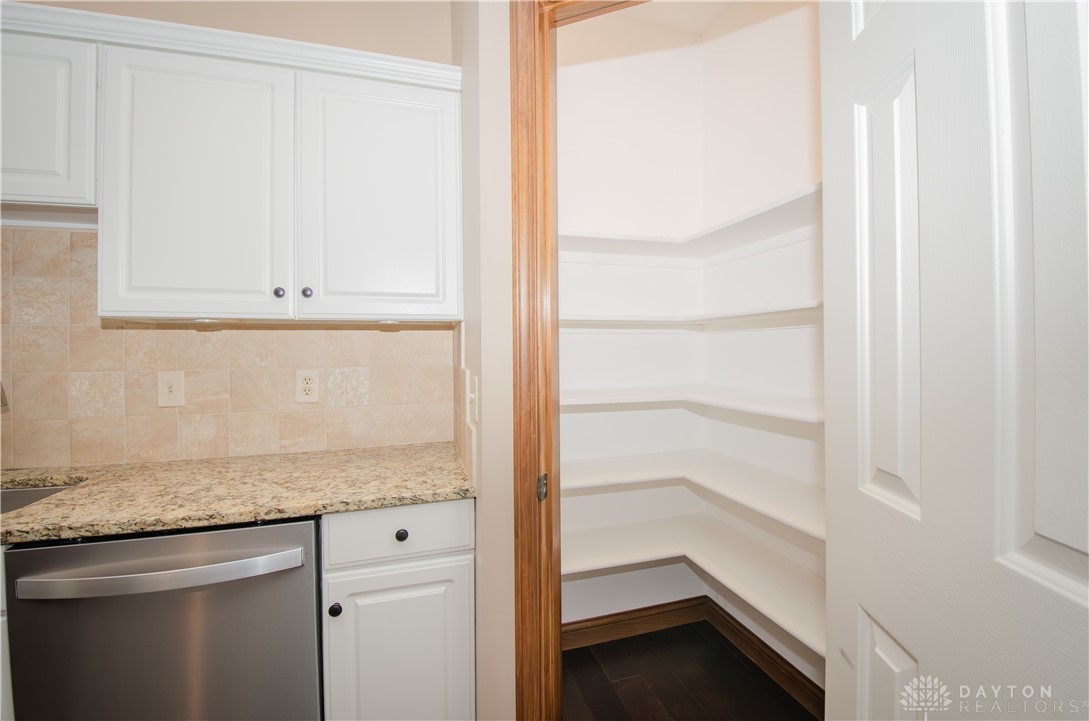 2719 Sycamore Ridge Court Dayton, OH 45431 - Photo 12 of 44 Pantry