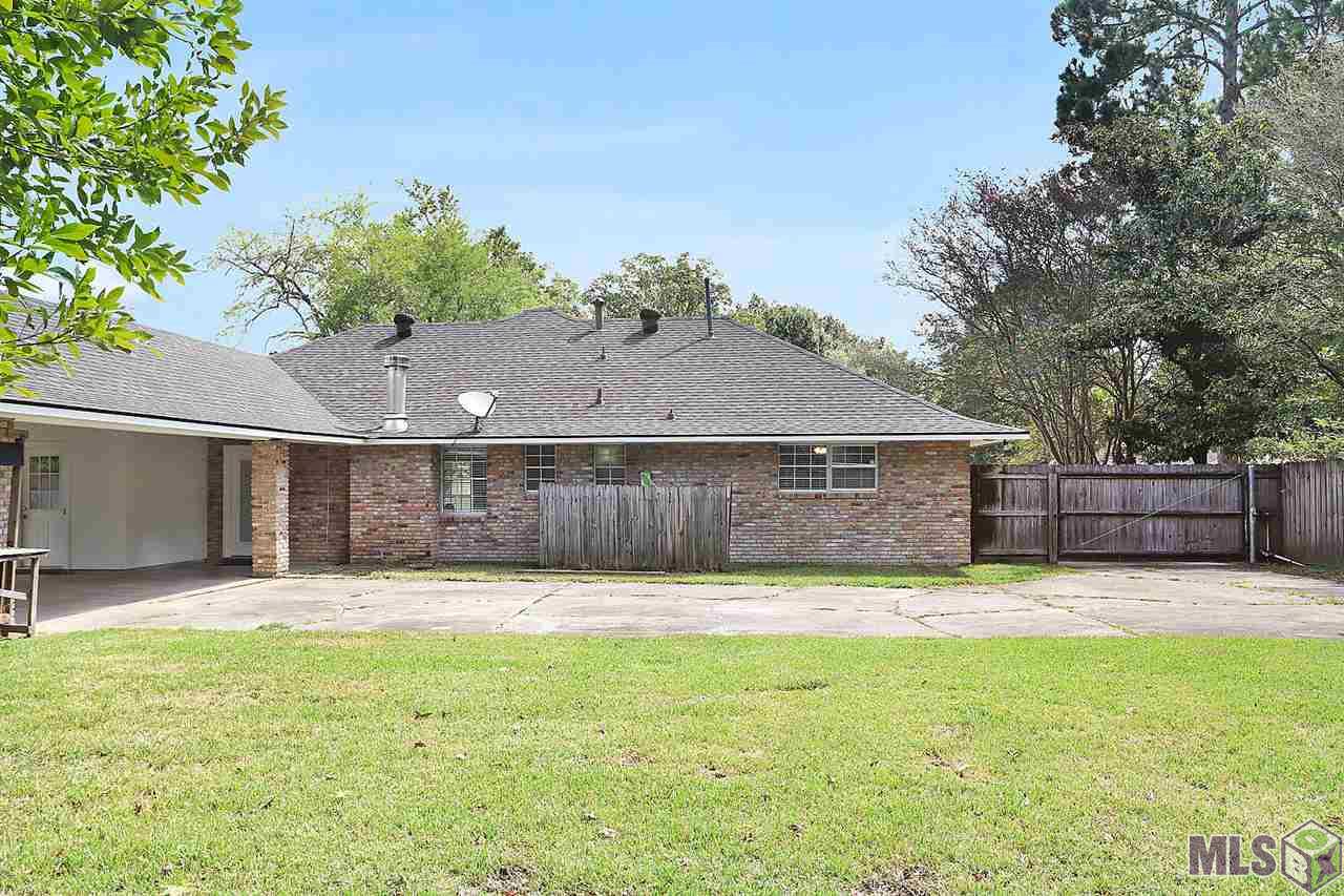 10326 Hackberry Court Baton Rouge, LA 70809 - Photo 15 of 16