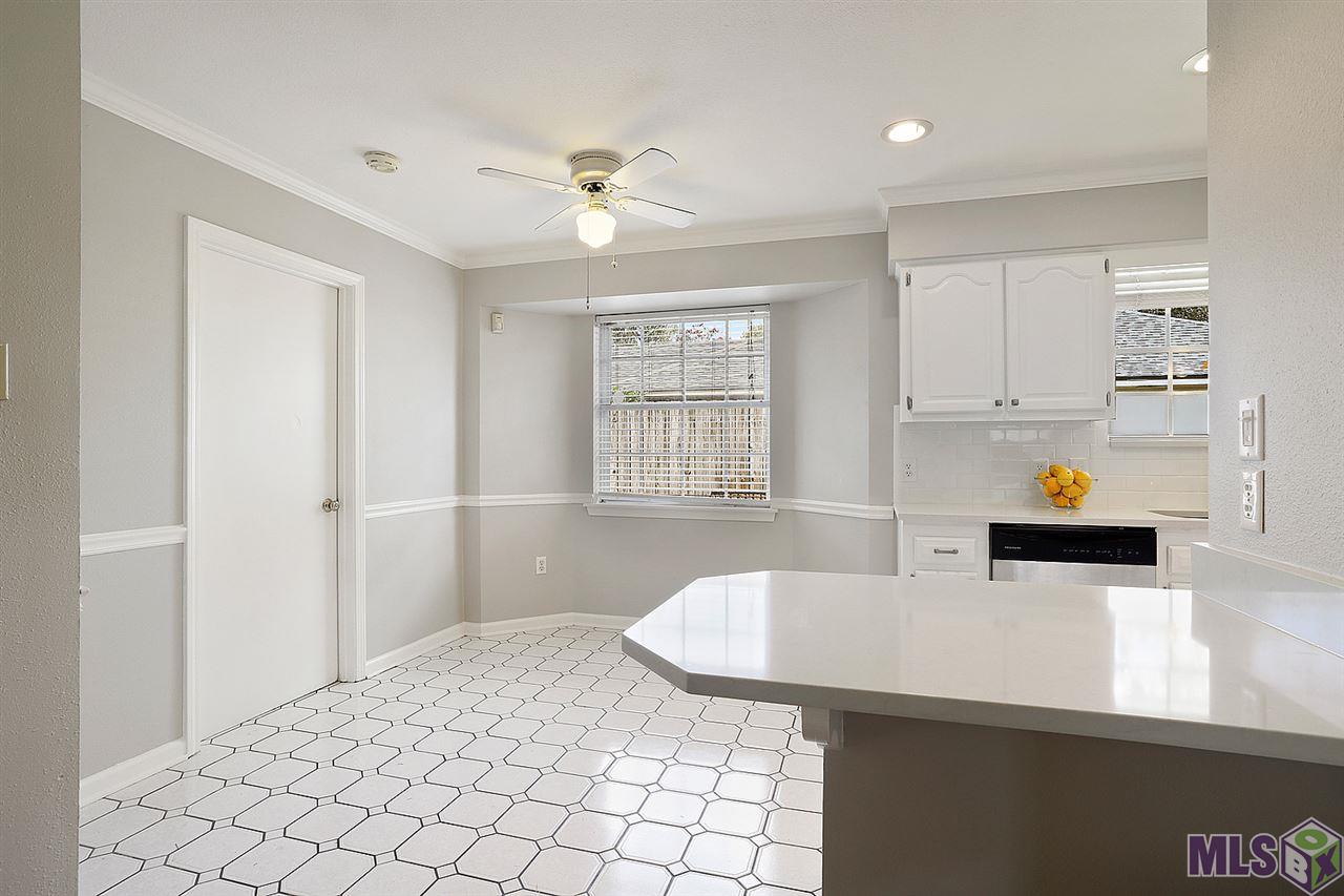 10326 Hackberry Court Baton Rouge, LA 70809 - Photo 7 of 16
