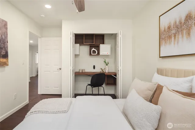 $899,000 | 755 Northwest Juniper Street, Issaquah, WA 98027