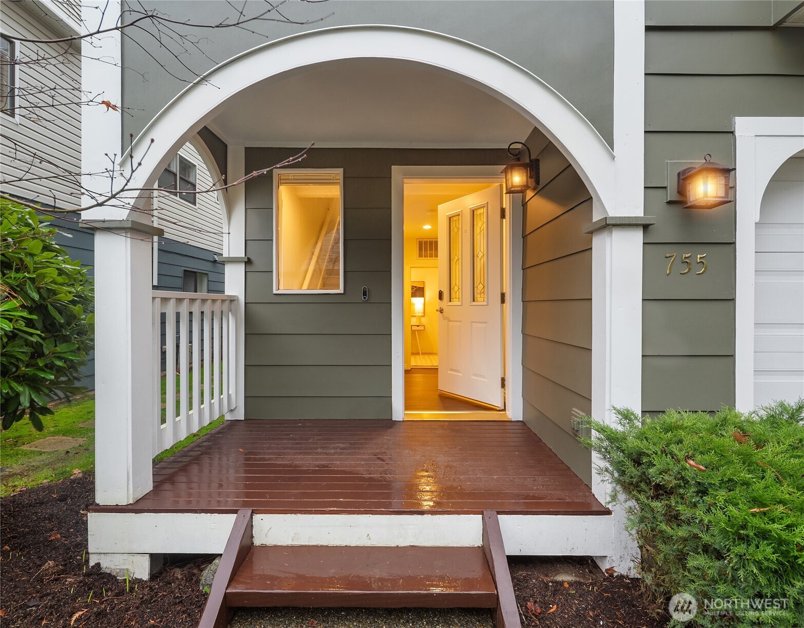 755 Northwest Juniper Street Issaquah, WA 98027 - Photo 3 of 39 a view of front door and porch