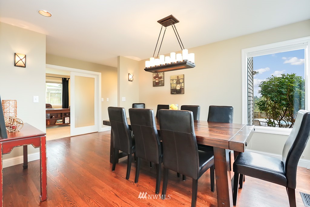 7320 179th Street Southwest Edmonds, WA 98026 - Photo 6 of 24 Gallery Image 6
