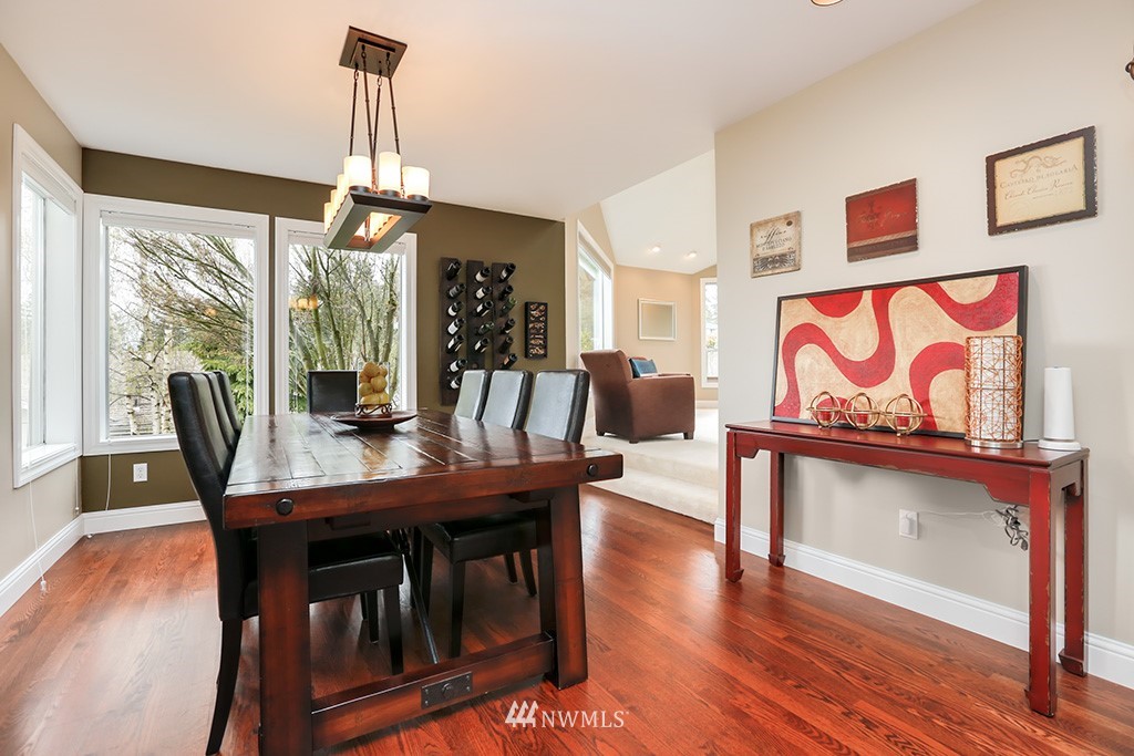 7320 179th Street Southwest Edmonds, WA 98026 - Photo 9 of 24 Gallery Image 9