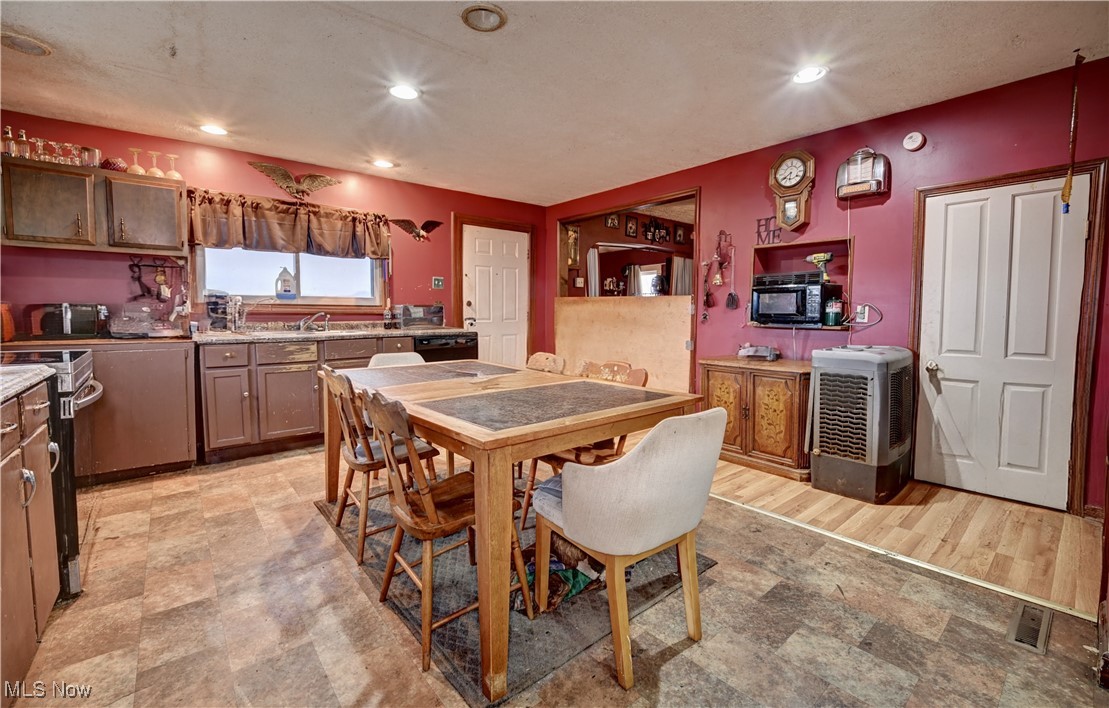 4980 Beagle Club Road Newcomerstown, OH 43832 - Photo 4 of 23