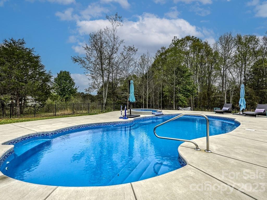 2111 Kingsburry Road York, SC 29745 - Photo 33 of 40 Gallery Image 33