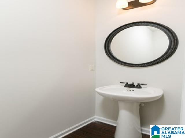 824 Ridgeway Avenue Columbiana, AL 35051 - Photo 10 of 13