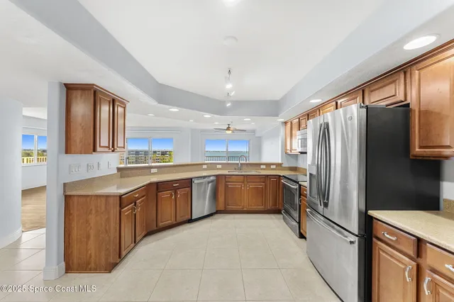 $523,000 | 551 Casa Bella Drive, Unit 501, Cape Canaveral, FL 32920