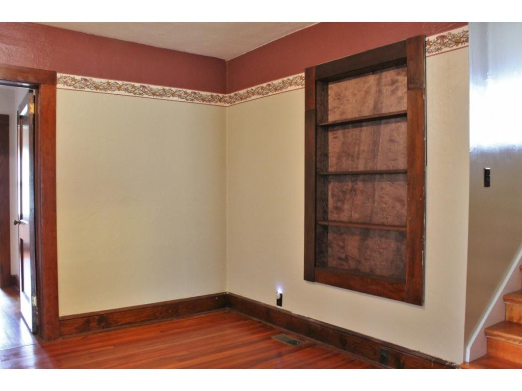 2590 Siam Road Elizabethton, TN 37643 - Photo 8 of 24 More builtins