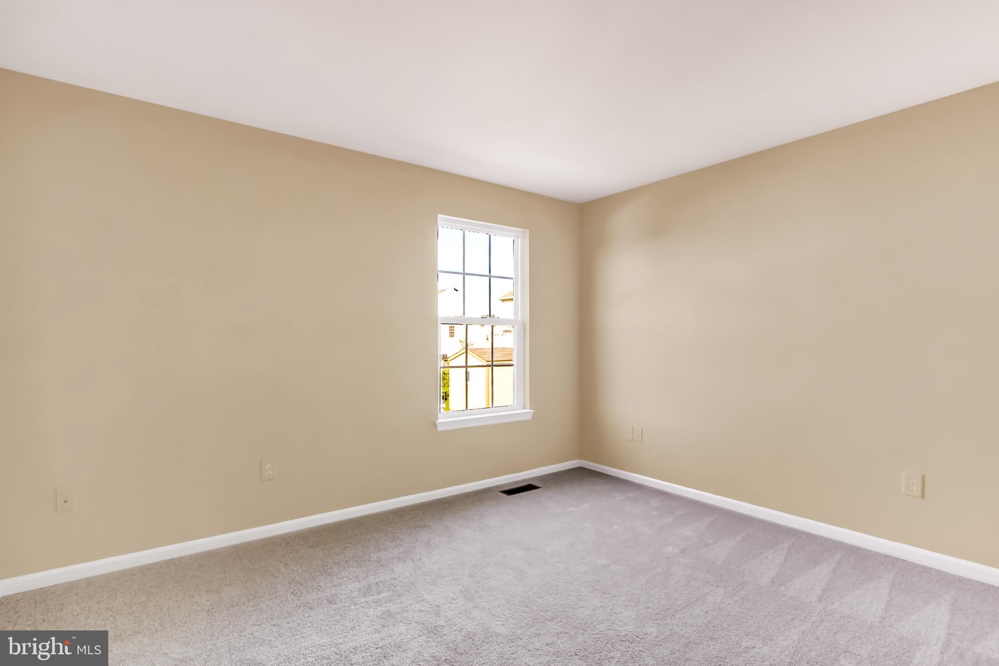 4721 Ridge Road Baltimore, MD 21236 - Photo 17 of 29 Spacious add'l Bedroom