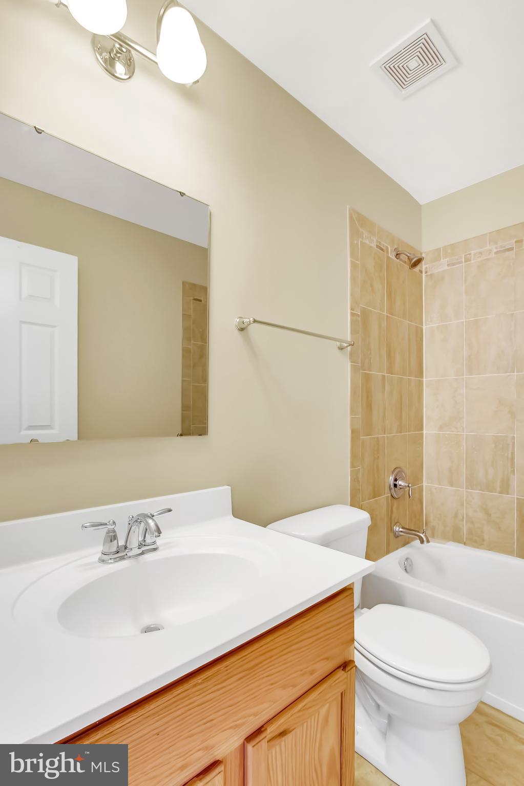 4721 Ridge Road Baltimore, MD 21236 - Photo 19 of 29 Hall Bath