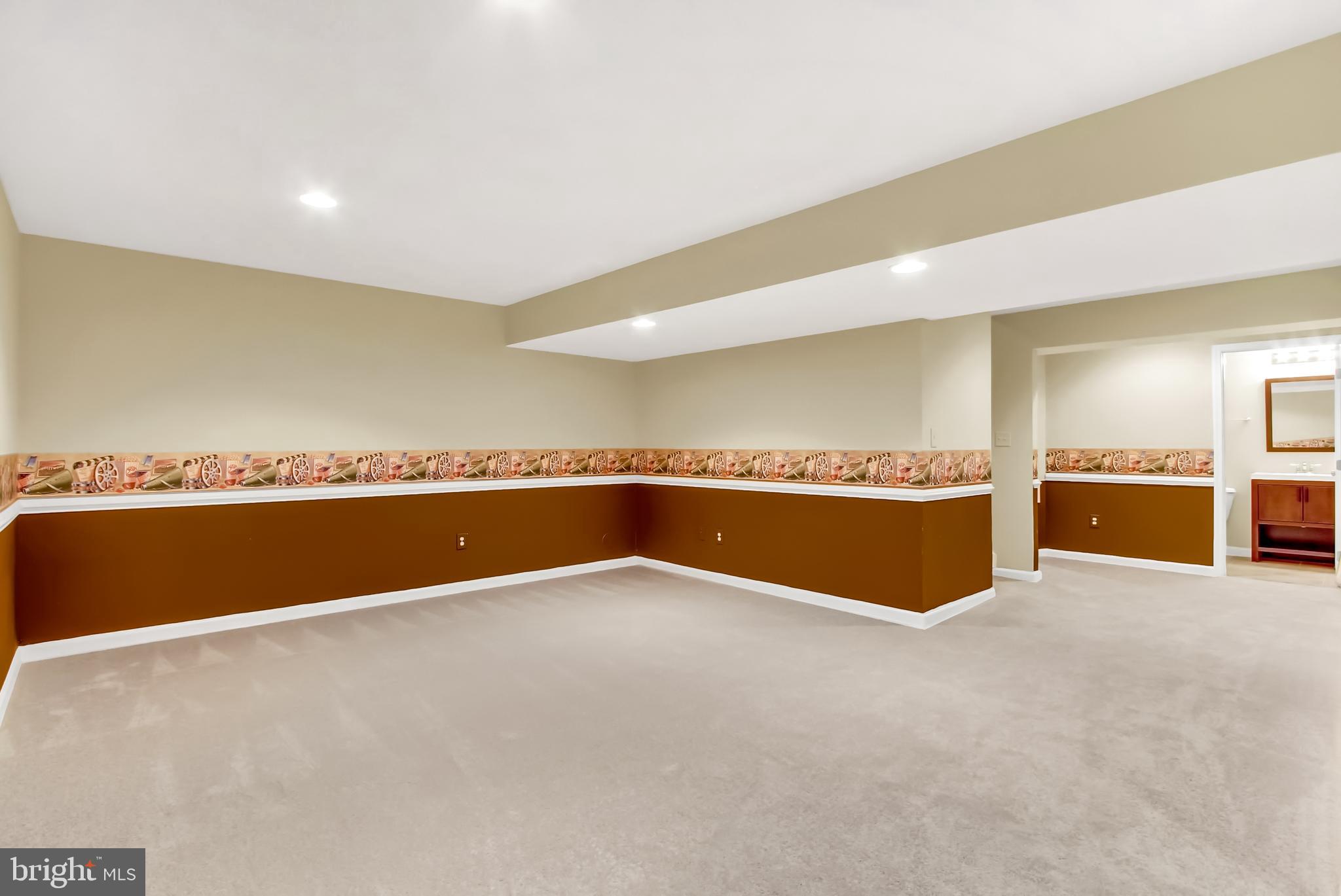 4721 Ridge Road Baltimore, MD 21236 - Photo 22 of 29 Another huge Family Room,