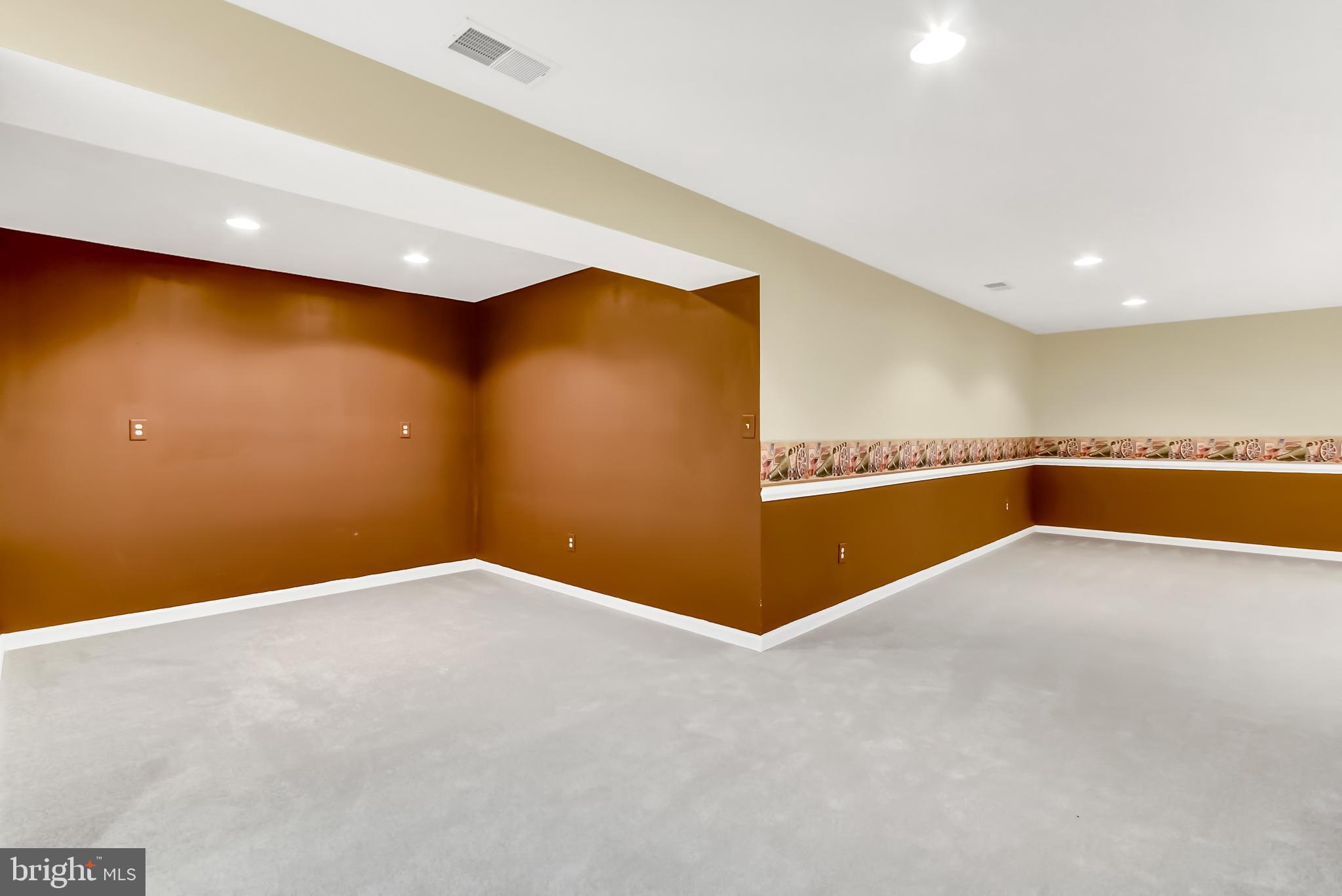 4721 Ridge Road Baltimore, MD 21236 - Photo 23 of 29 Potential TV area, New Carpet 2020...and...