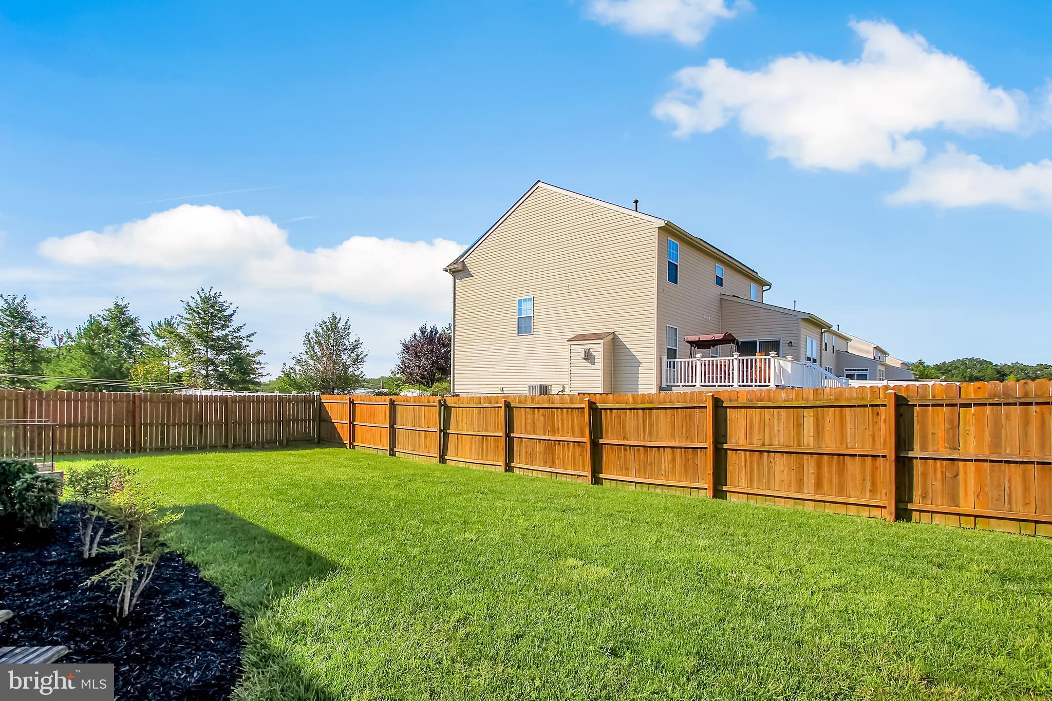 4721 Ridge Road Baltimore, MD 21236 - Photo 27 of 29 Great fenced, level yard...