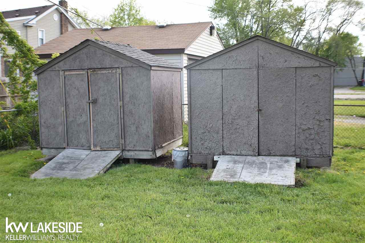 14538-14540 East 9 Mile Road Eastpointe, MI 48021 - Photo 34 of 48 Gallery Image 34
