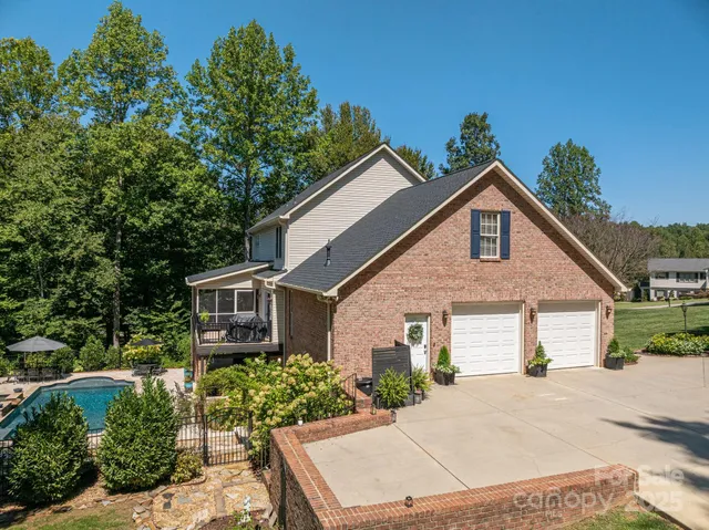 $950,000 | 1417 Merrimont Avenue, Kings Mountain, NC 28086