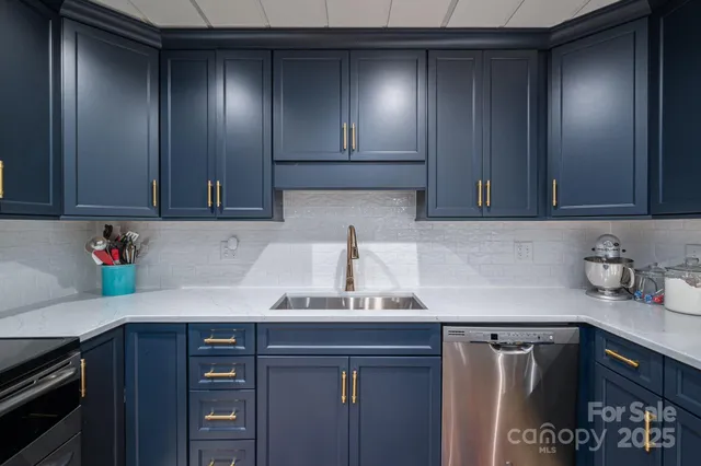 $950,000 | 1417 Merrimont Avenue, Kings Mountain, NC 28086