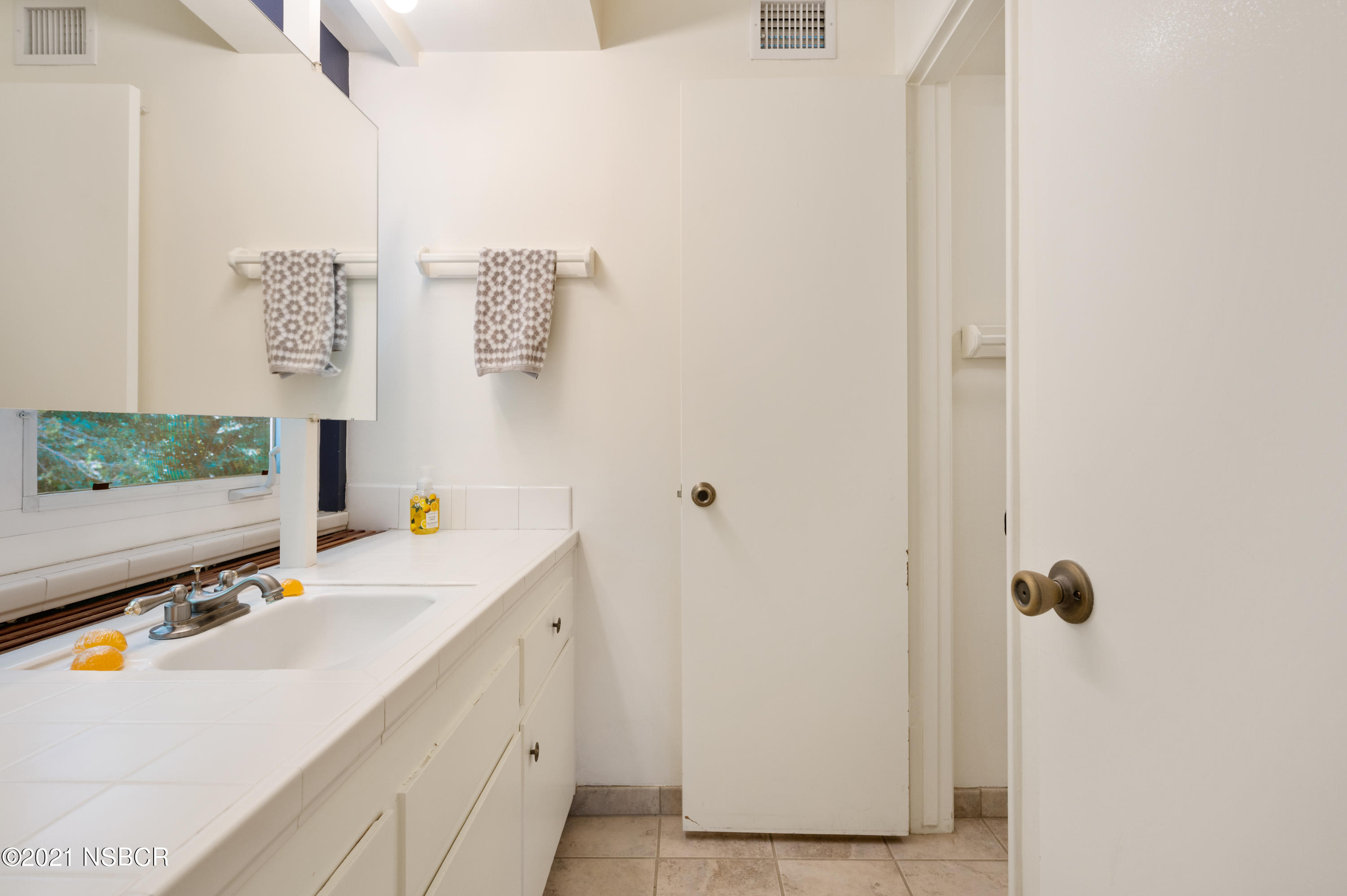 2548 Janin Way Solvang, CA 93463 - Photo 26 of 61 2548 Janin Way-21