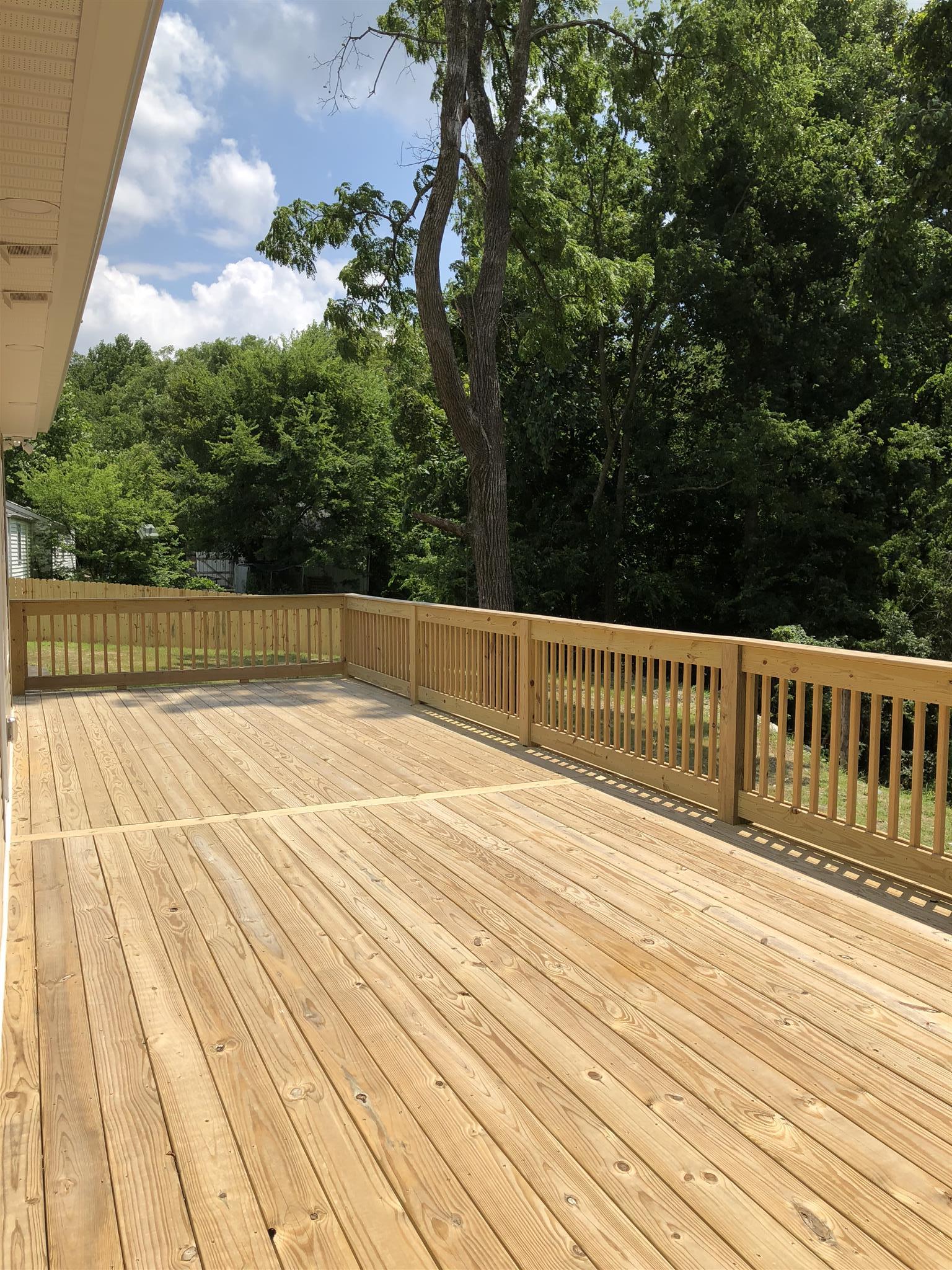 7541 Darby Road Goodlettsville, TN 37072 - Photo 5 of 28 Gallery Image 5
