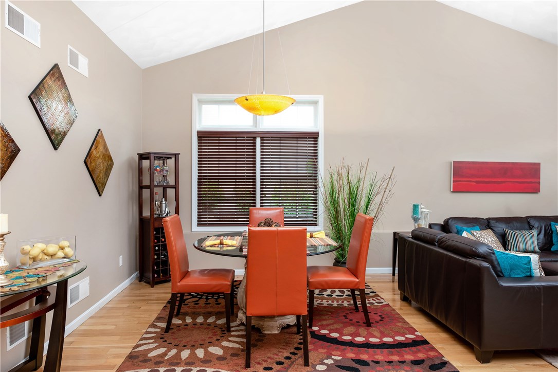 145 Smithfield Road, Unit B North Providence, RI 02904 - Photo 5 of 21 Dining area