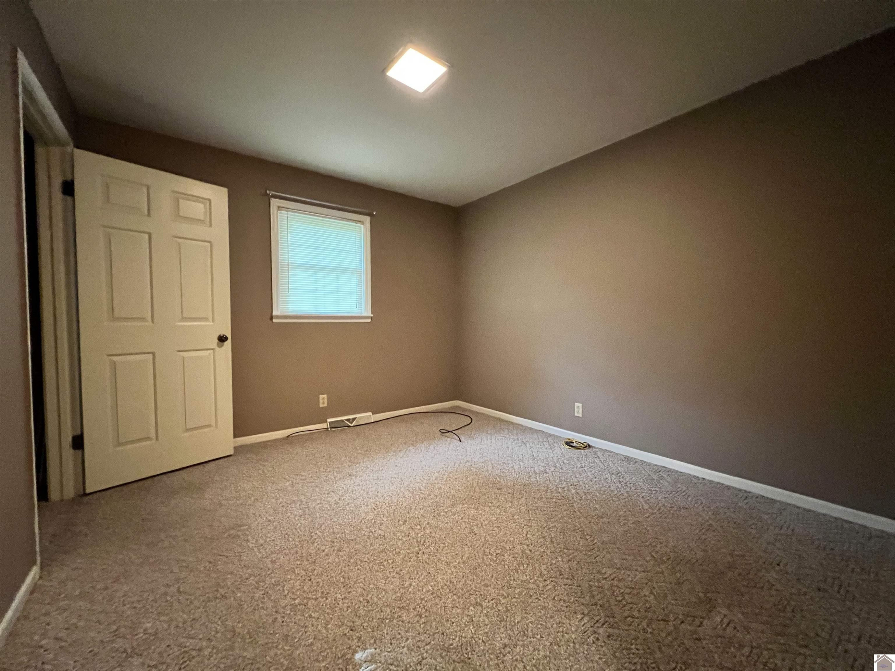 822 South 9th Street Murray, KY 42071 - Photo 15 of 29 Bedroom Two