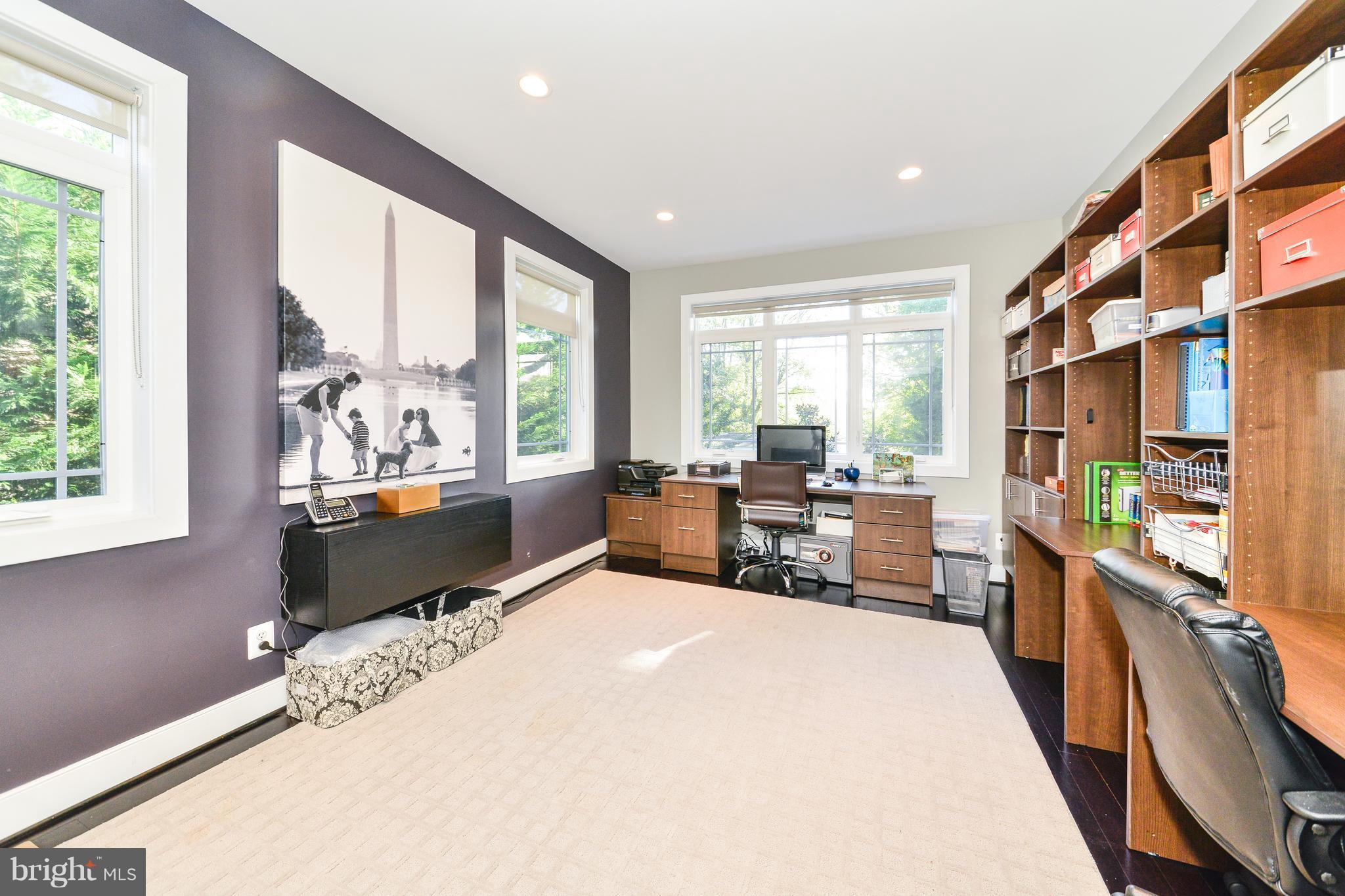 6931 Hector Road McLean, VA 22101 - Photo 15 of 30 Main Level Office