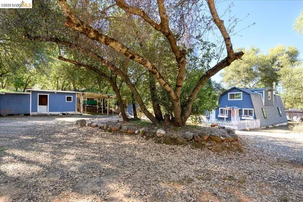 a picture of city view with green space