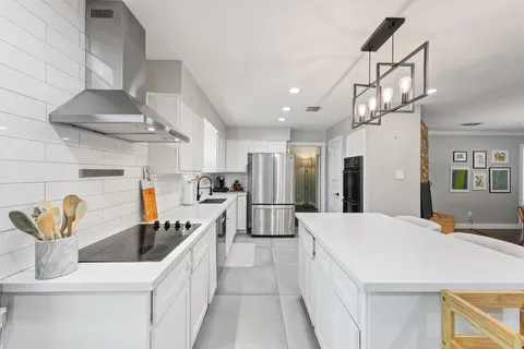 $535,000 | 9730 Moorberry Lane, Houston, TX 77080