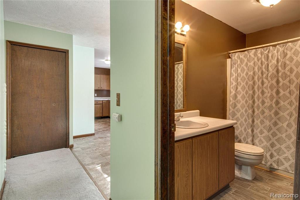 5166 Iosco Road Webberville, MI 48892 - Photo 12 of 33