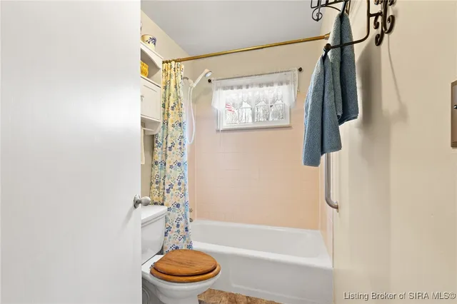 $400,000 | 7135 Bluestone Lk Drive, Pekin, IN 47165