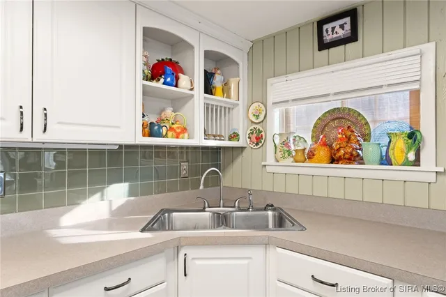 $400,000 | 7135 Bluestone Lk Drive, Pekin, IN 47165