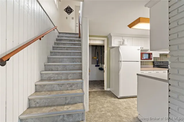 $400,000 | 7135 Bluestone Lk Drive, Pekin, IN 47165