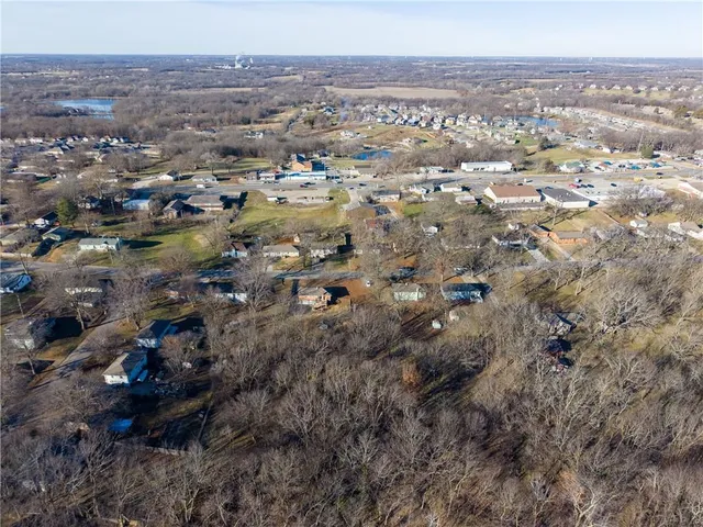 $180,000 | Lexington Road, Pleasant Hill, MO 64080