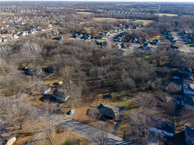 $180,000 | Lexington Road, Pleasant Hill, MO 64080