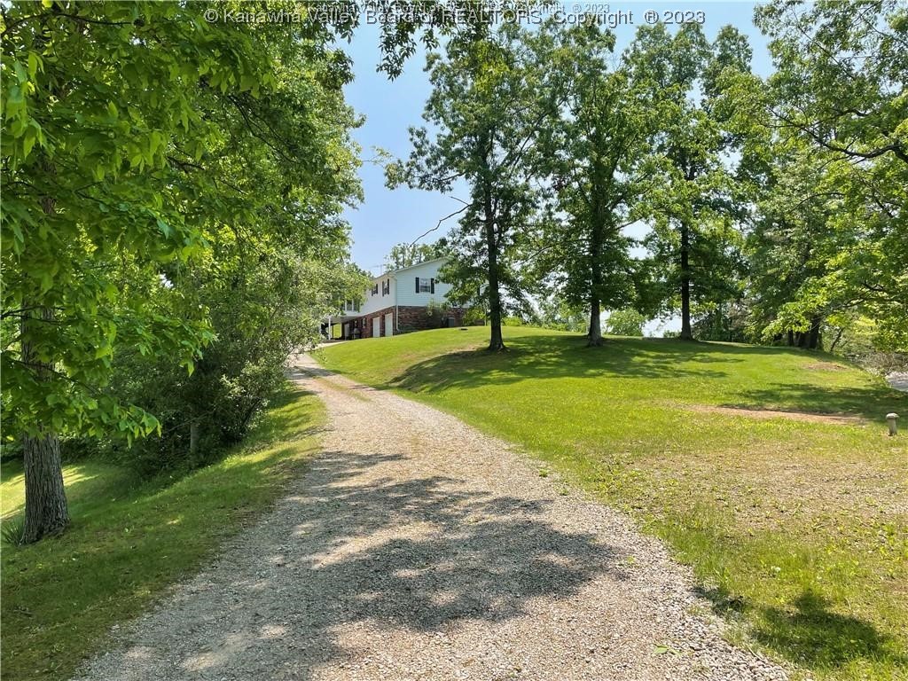 1759 Kentuck Road Kenna, WV 25248 - Photo 26 of 34 Gallery Image 26