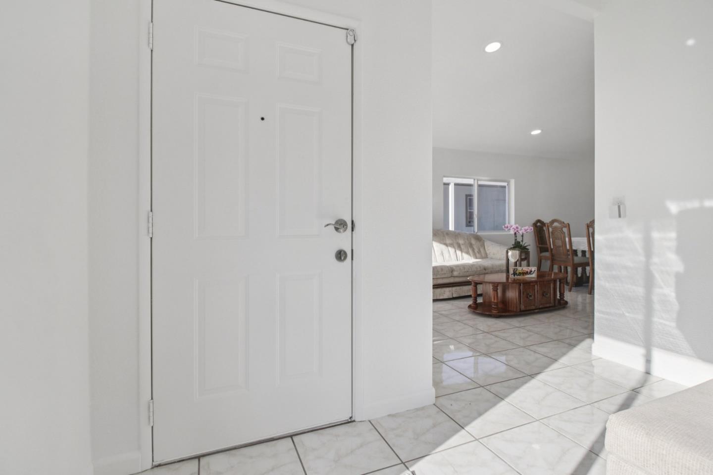 555 Umbarger Road, Unit 75 San Jose, CA 95111 - Photo 5 of 41