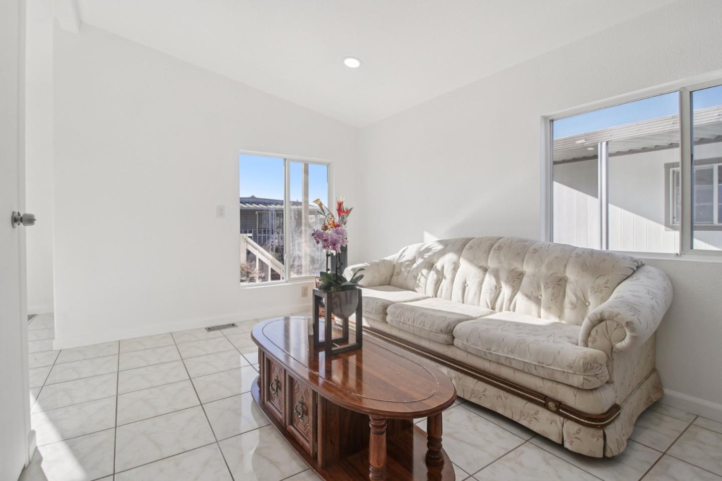 555 Umbarger Road, Unit 75 San Jose, CA 95111 - Photo 10 of 41