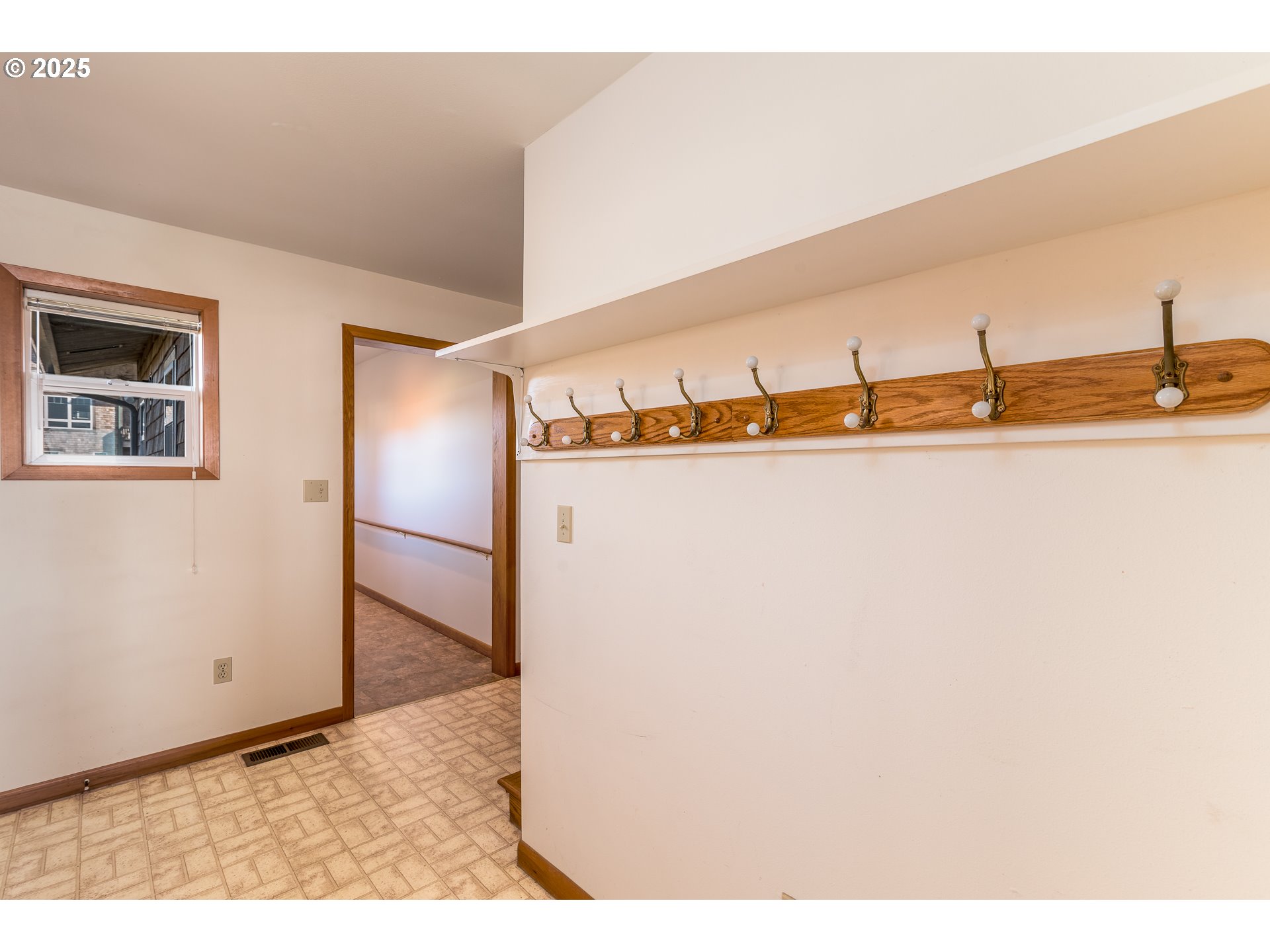 54146 Gould Road Bandon, OR 97411 - Photo 26 of 47 Gallery Image 26