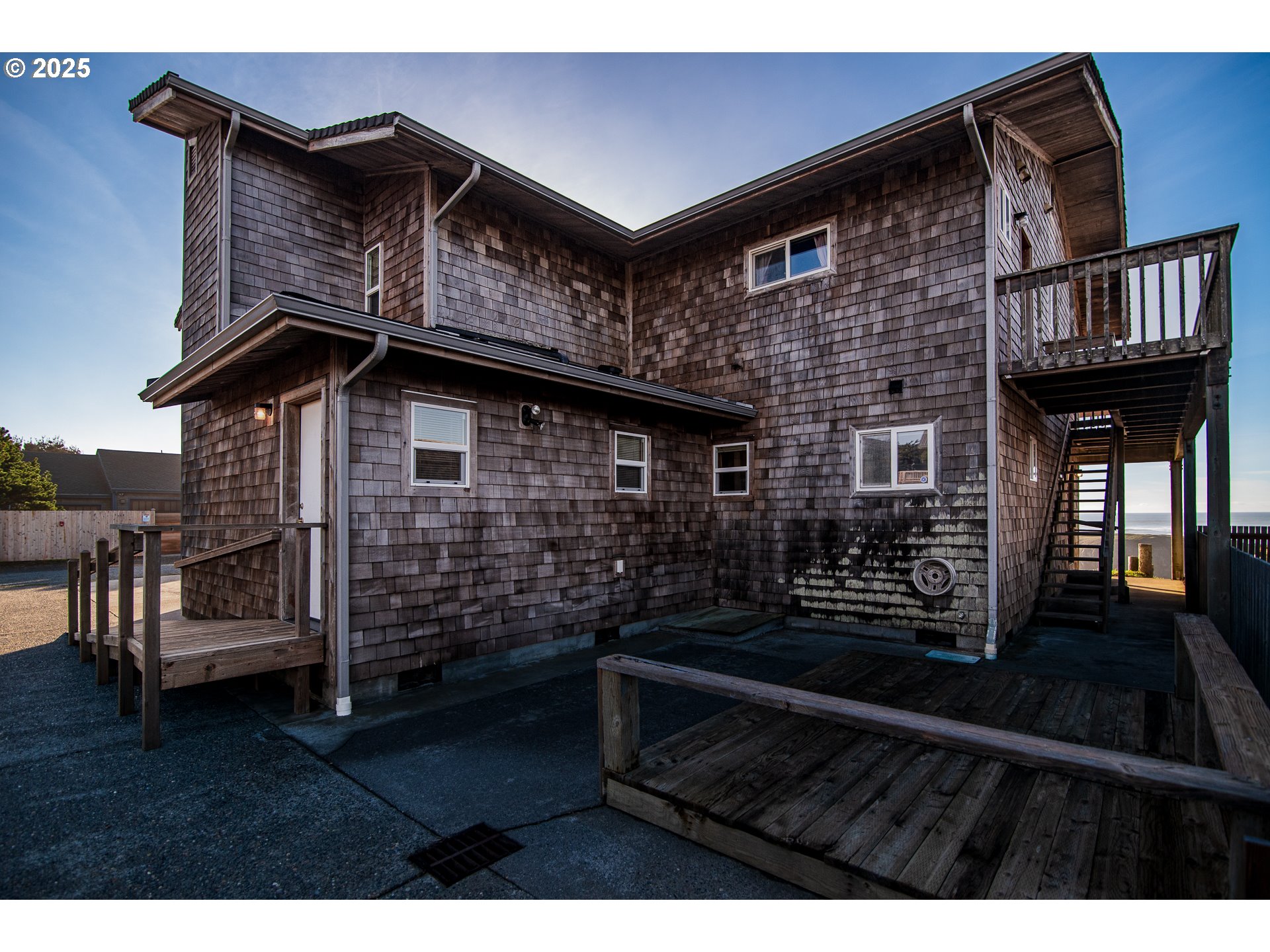 54146 Gould Road Bandon, OR 97411 - Photo 40 of 47 Gallery Image 40
