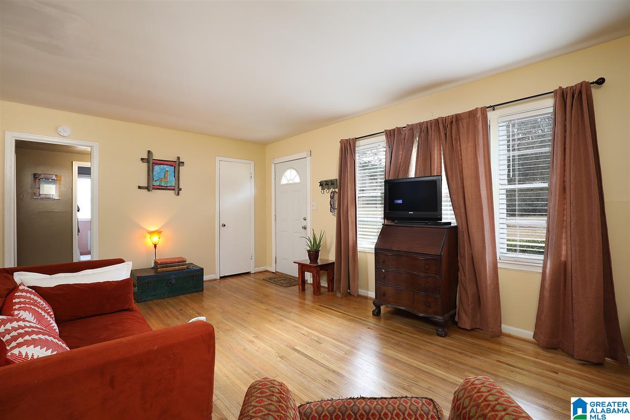 408 Raleigh Avenue Birmingham, AL 35209 - Photo 5 of 19