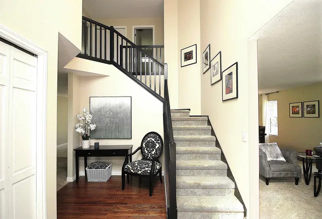 $799,999 | 17201 East Galaxy Lane, Greenacres, WA 99016