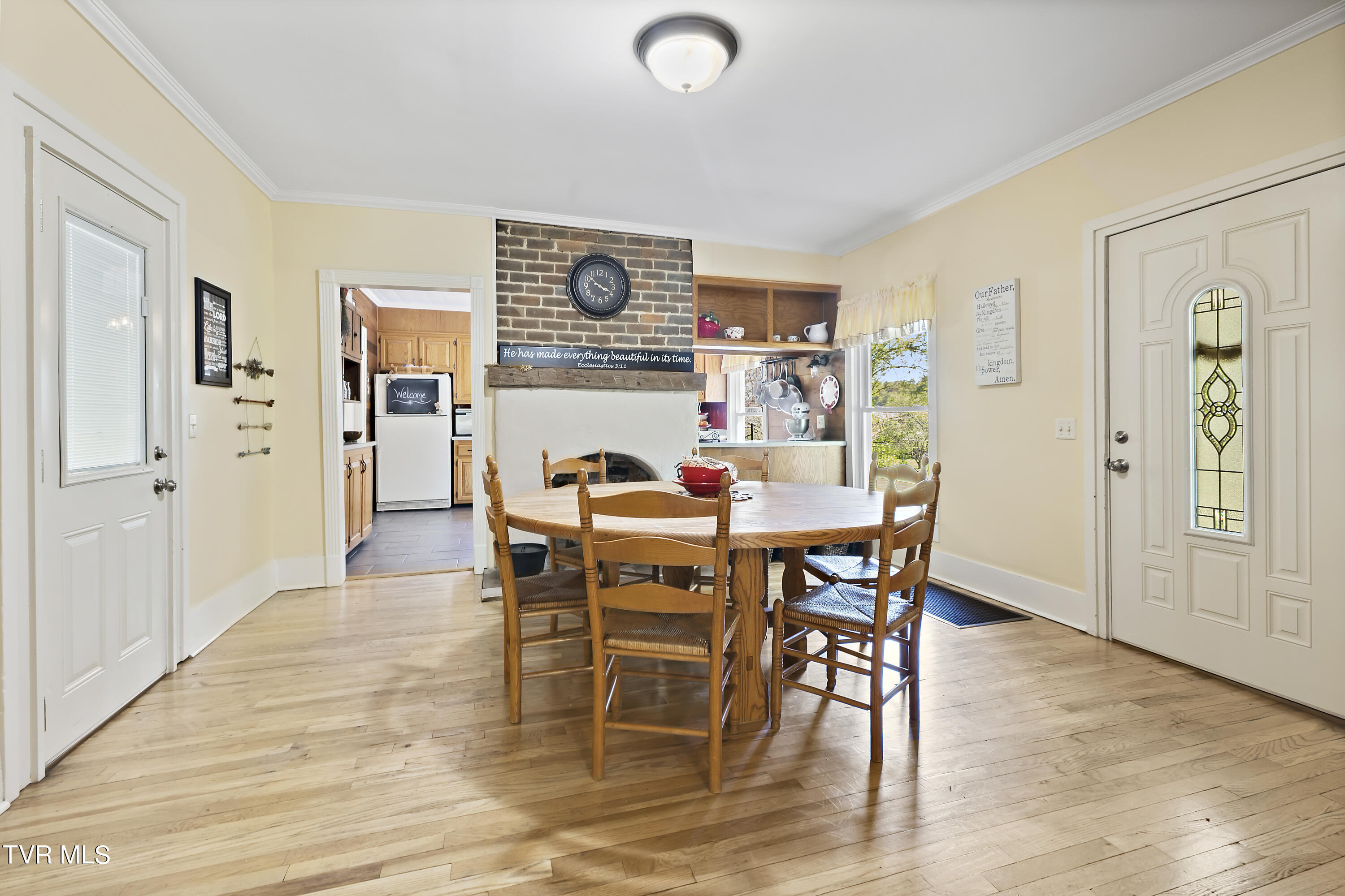 1217 Wahoo Valley Road Kingsport, TN 37663 - Photo 12 of 61 128A1363